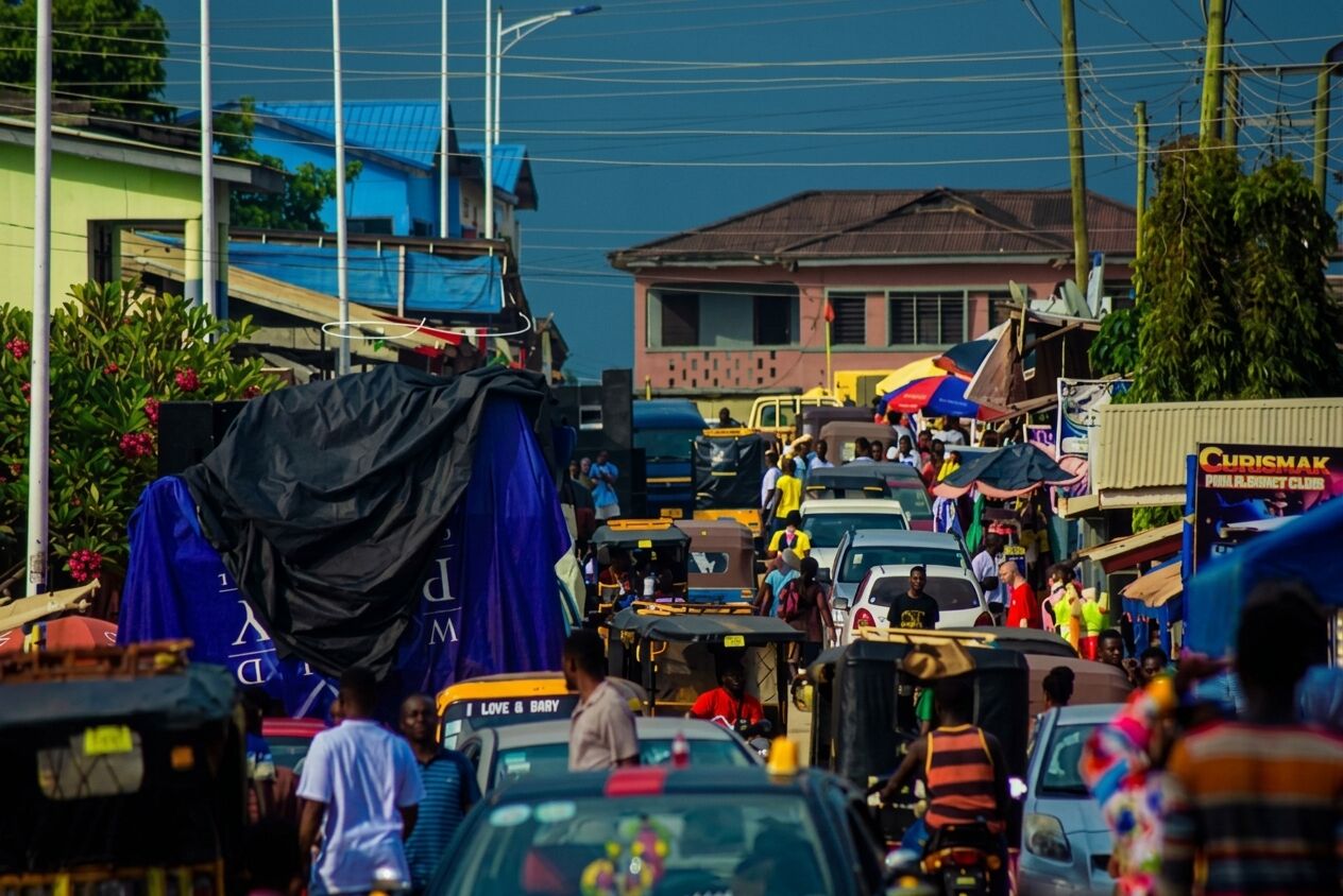 A corner of Esiama town — the street and houses the town keeps