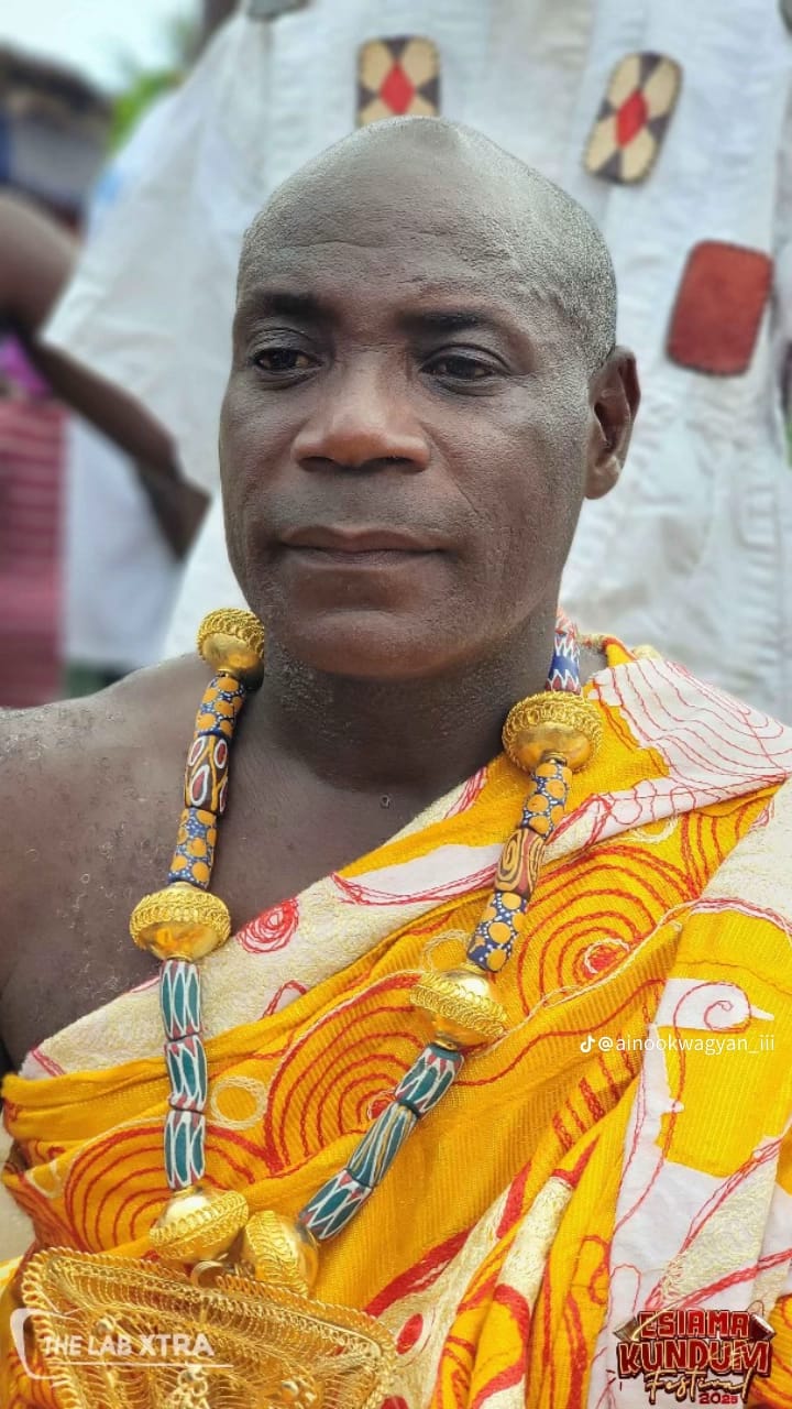 Royal family of Esiama — the household